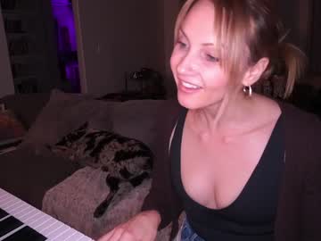 girl cam all day kaileeshy image #760002