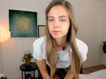 girl cam all day princess_diana18 image #6443034