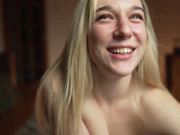 girl cam all day emily_fox_official image #1131099