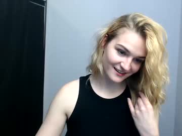 girl cam all day tara_mony image #1802151