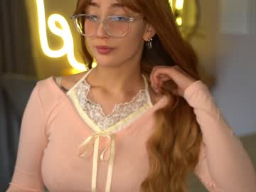 girl cam all day oliviavilolobos image #8209697