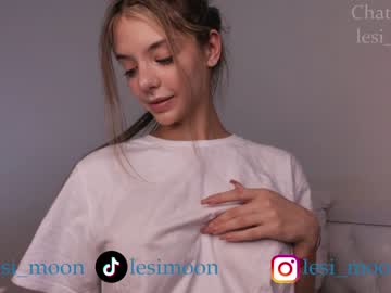 girl cam all day lesi_moon image #6202140