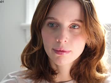 girl cam all day ellaa91 image #3955364