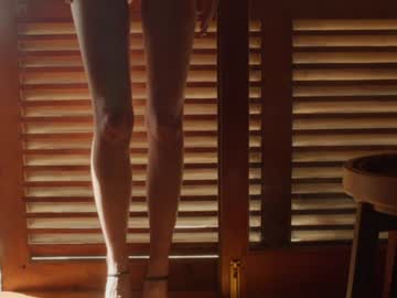girl cam all day chaturbatable image #9547031