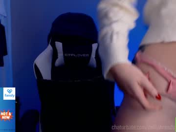 girl cam all day delilahreads image #6420423