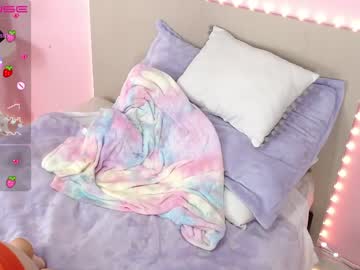 girl cam all day little_effy18 image #2035929