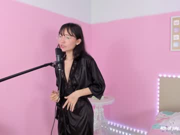 girl cam all day little_effy18 image #2130399