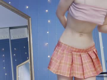 girl cam all day kriskras__ image #4996659