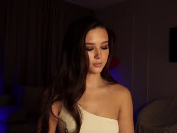 girl cam all day emilybatee image #8981355
