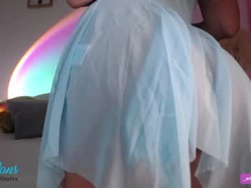 girl cam all day _arianalzate_ image #3899967
