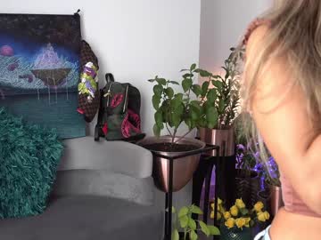 girl cam all day beyllove_d image #3460004