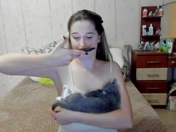 girl cam all day emmika_ image #2664933