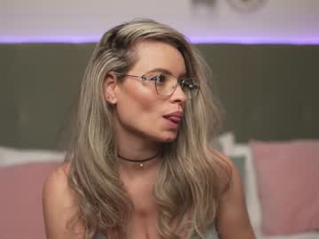 girl cam all day brandywhite image #3543289