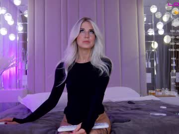 girl cam all day krissone image #2509900
