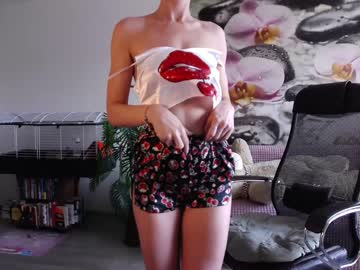 girl cam all day jennycutey image #4936878