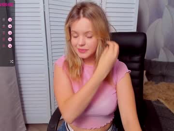 girl cam all day dianaholiday image #2900181