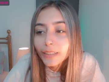 girl cam all day gummy_bear7 image #1300885