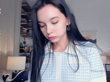 girl cam all day riskyproject image #9038689