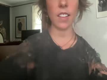 girl cam all day delanomalek image #7022375