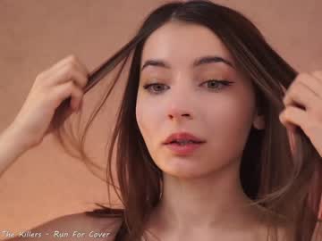 girl cam all day mariabecky image #4779084