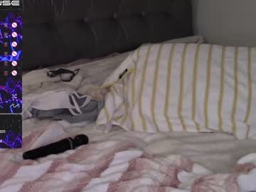 girl cam all day mari_and_jandro image #1578455