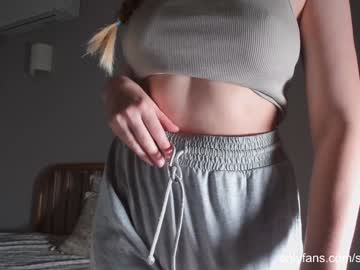 girl cam all day _o0o__ image #7971347
