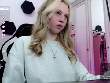 girl cam all day small_blondee image #4302955