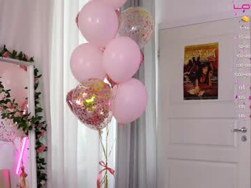 girl cam all day holliwould_ image #4211264