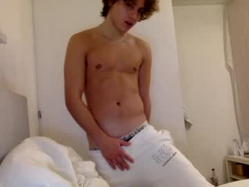 man cam all day chaseehutch image #5703946