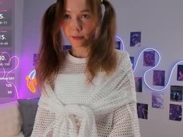 girl cam all day fly_best image #9190521