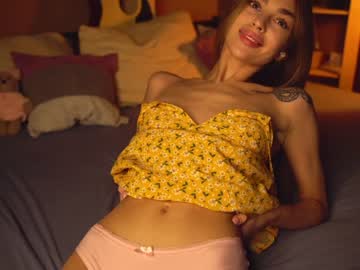 girl cam all day cuteelsa_ image #6001245