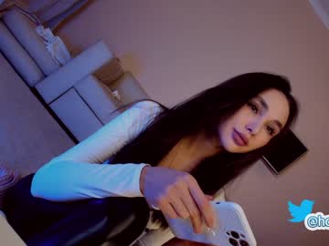 girl cam all day hollyextra image #3283924