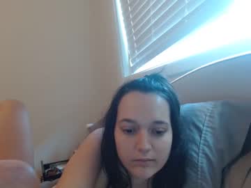 girl cam all day college_peach image #2200901