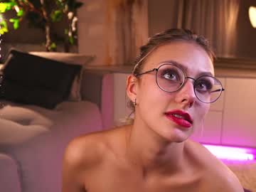 girl cam all day darlinechapel image #8324855