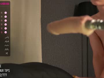 girl cam all day crystalreves image #2340170