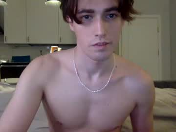 man cam all day nonrelevant01 image #1228669