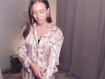 girl cam all day wave_of_happy_ image #5476086