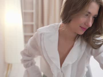 girl cam all day villanelle_l image #8334427