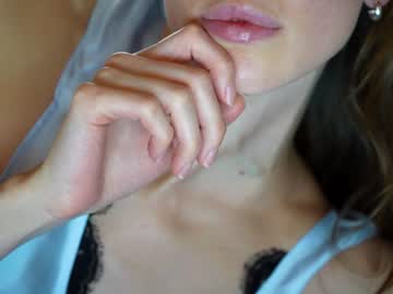 girl cam all day ellaa91 image #2886036