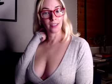 girl cam all day sleepybabyxo image #1061025