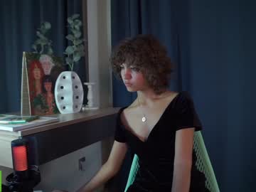 girl cam all day lenaelisabeth image #6207705