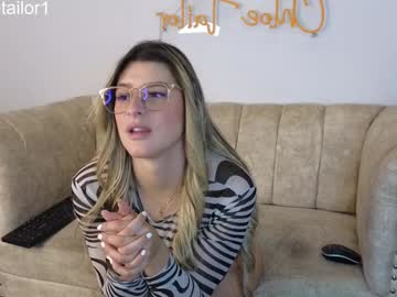 girl cam all day chloe_tailor_ image #7291102