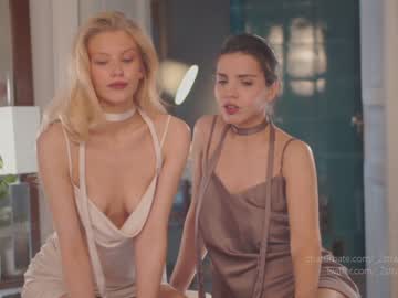 girl cam all day _2strangers image #5692462