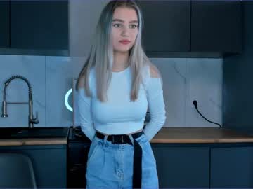 girl cam all day lilianheap image #6947971