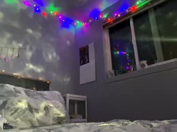 girl cam all day peanut_03 image #955430