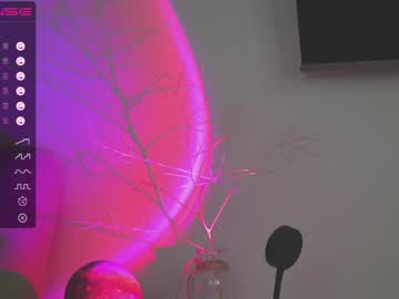 girl cam all day oki_dokie image #4931805