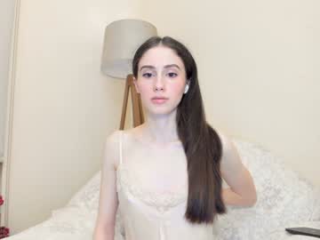 girl cam all day snowww_white image #7990504