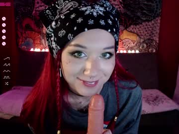 girl cam all day greeny_mat image #1991412