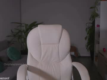 girl cam all day annie_dreams image #9388226