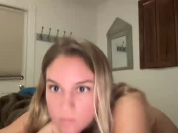 couple cam all day snowbunnyass image #4215265